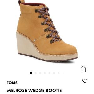 TOMS Melrose Light Brown Wedge Boot - Size 8.5